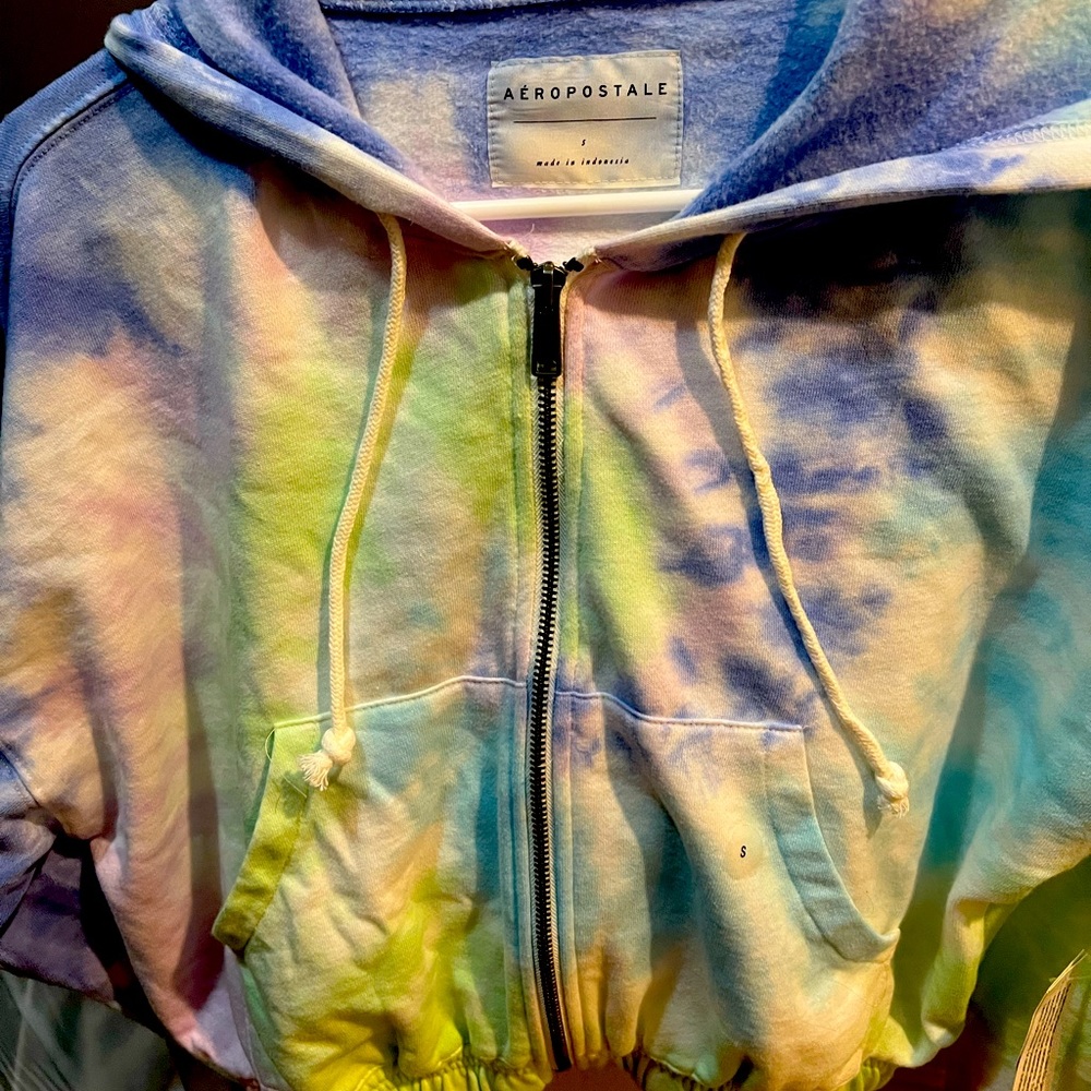 New Aero tie dye crop hoodie